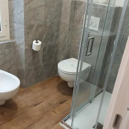 Dependance Du Glam Pensionat La Spezia